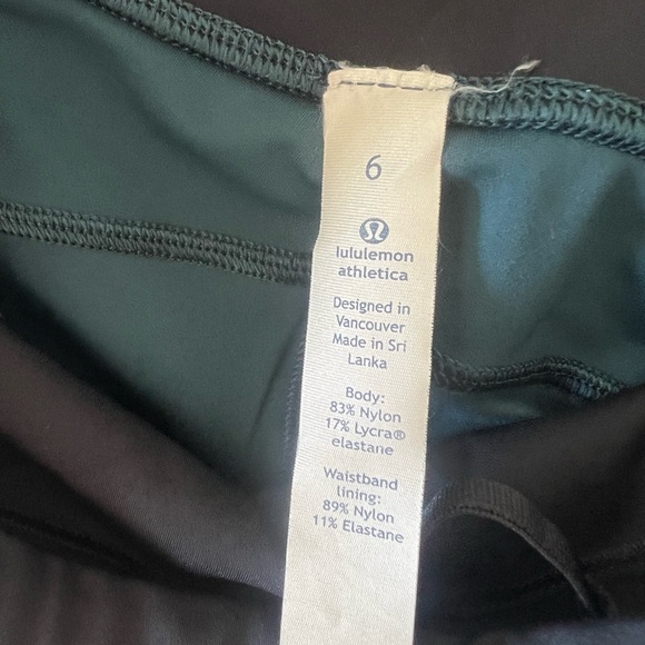 Lululemon teal pants, size 6 - Picture 4 of 4